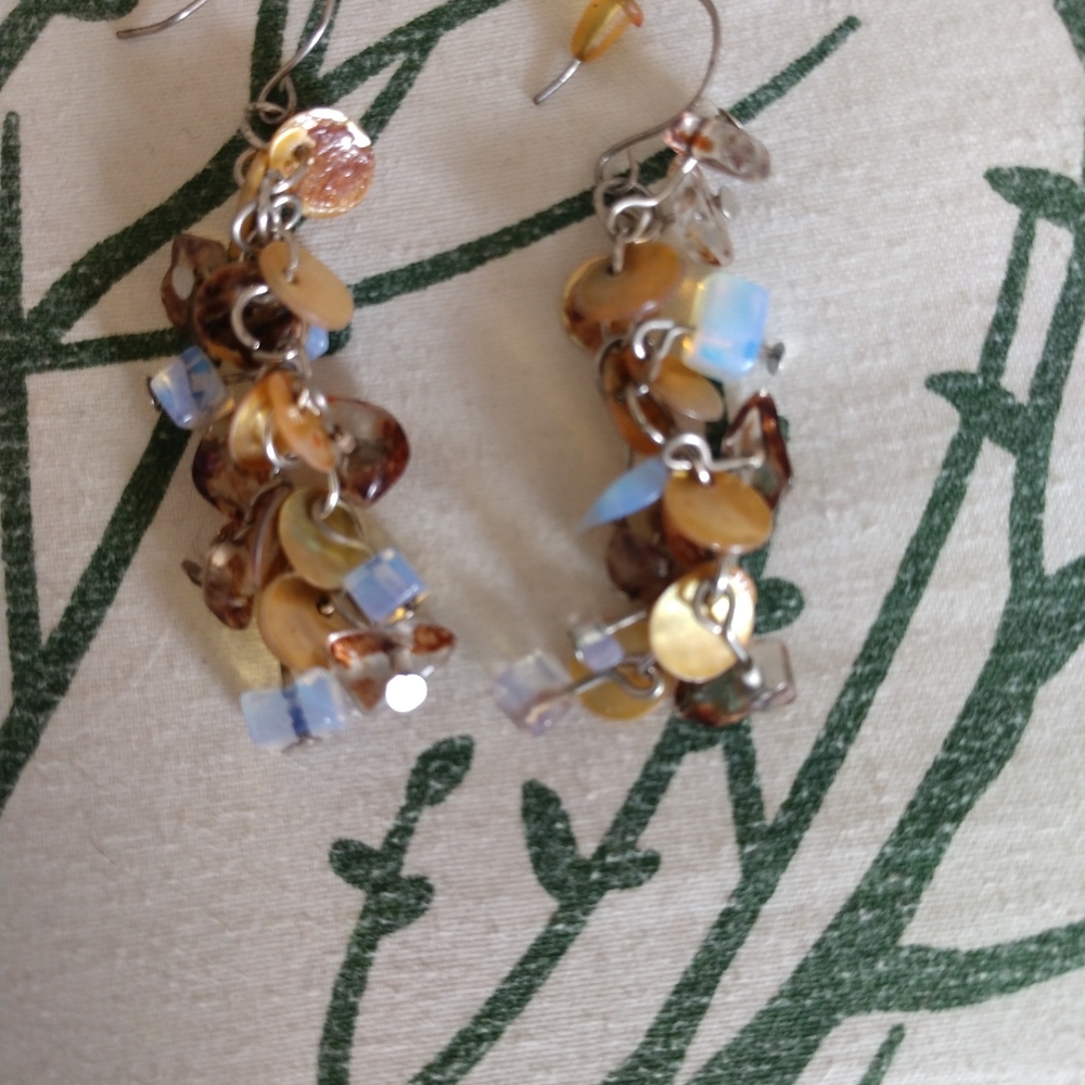 Dangling earrings - Picture 7 of 7